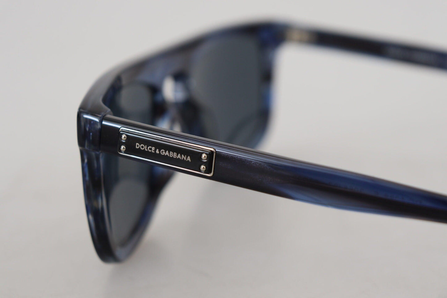 Lunettes de soleil élégantes en acétate bleu Dolce & Gabbana
