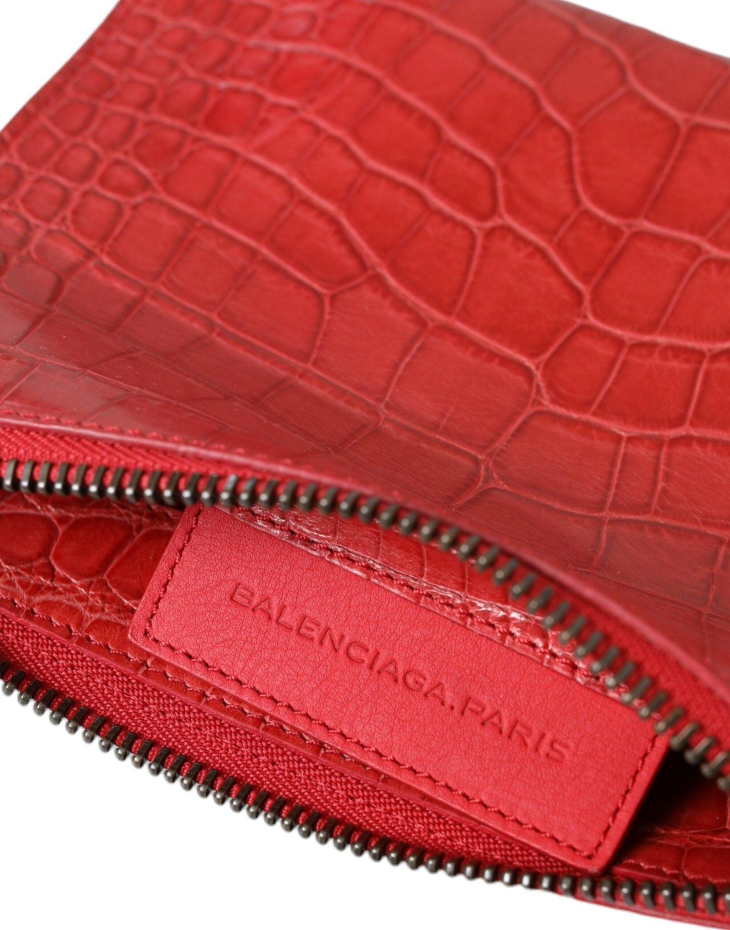 Pochette en cuir d'alligator rouge exotique Balenciaga